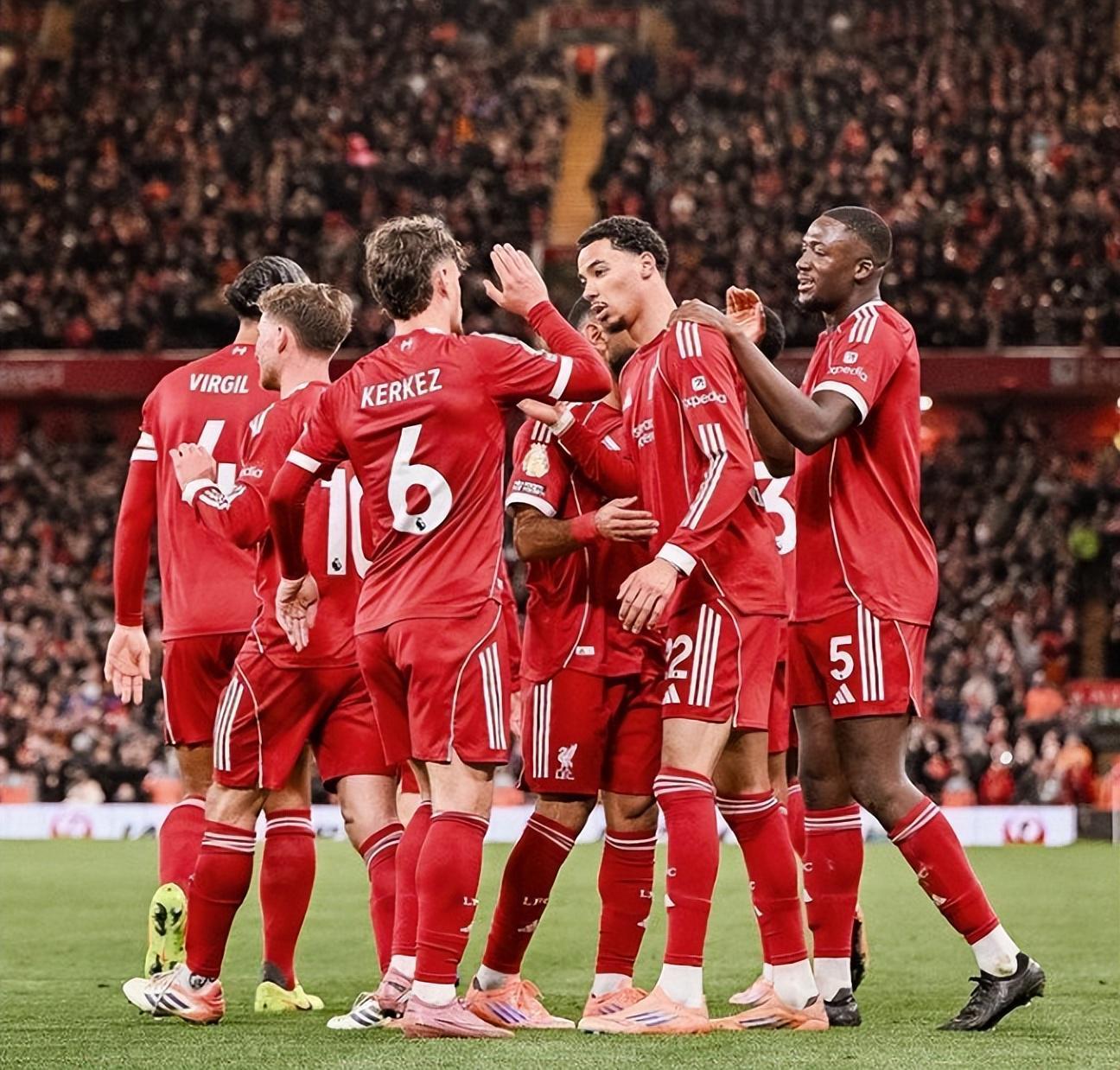 20!萨拉赫解禁复出助攻,新援双响+破英超纪录,利物浦状态回暖