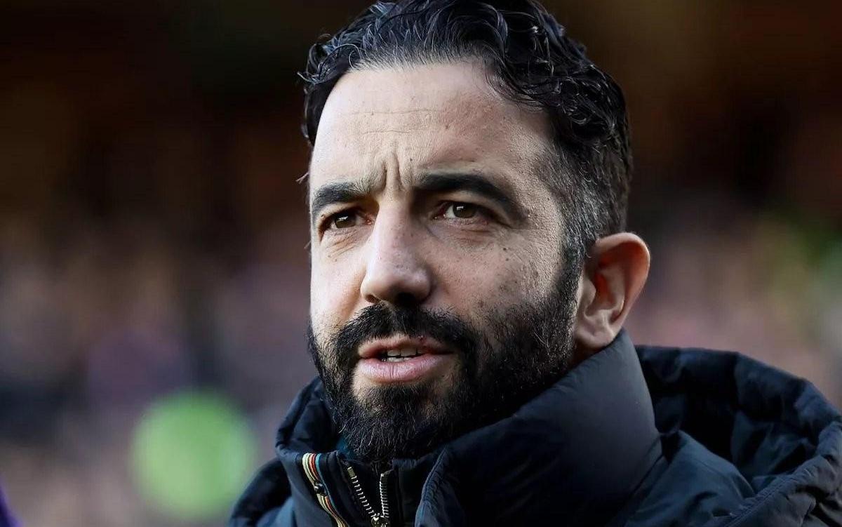 阿莫林:中场休息没聊战术,我们很明显一直在主导比赛