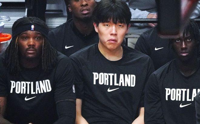 终于能打了！杨瀚森被曝预计最快12月初出战，或连续打五个主场！