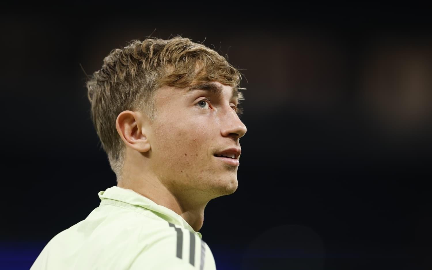 六台：赫伊森没有伤病问题，可以随皇马出战埃尔切