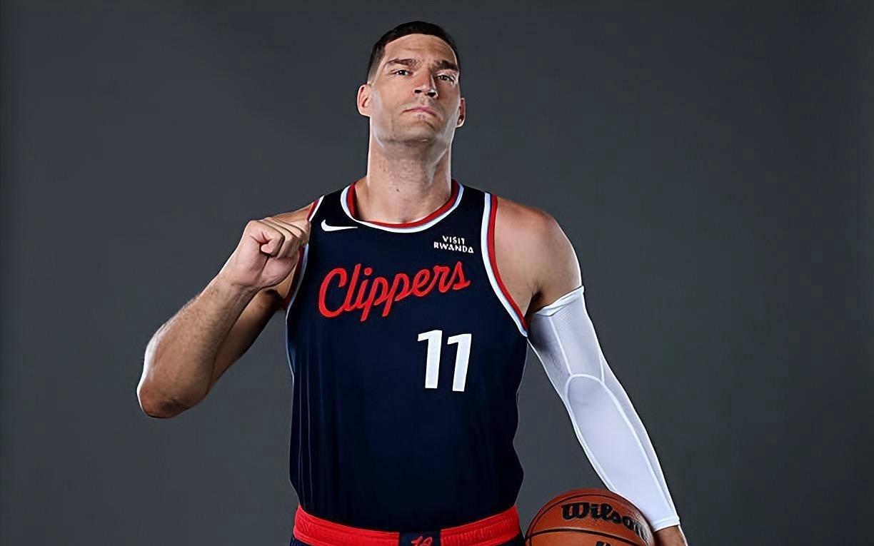 NBA本赛季体重最大的10名球员:杨瀚森上榜,约基奇128公斤排第四