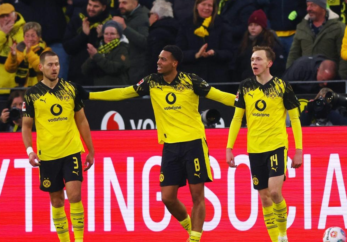 一场33踢出德甲神剧情,超级神锋一战封神:轰入3球,补时绝平