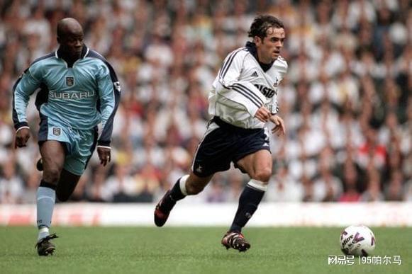 坚韧的爱尔兰人,在热刺成名,对曼联进世界波,退役复出迎第二春