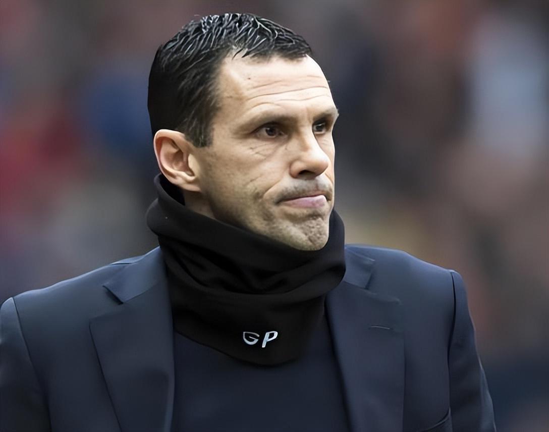 国安队未来要换帅的话,可以考虑韩国双冠王教头,已主动辞职下课