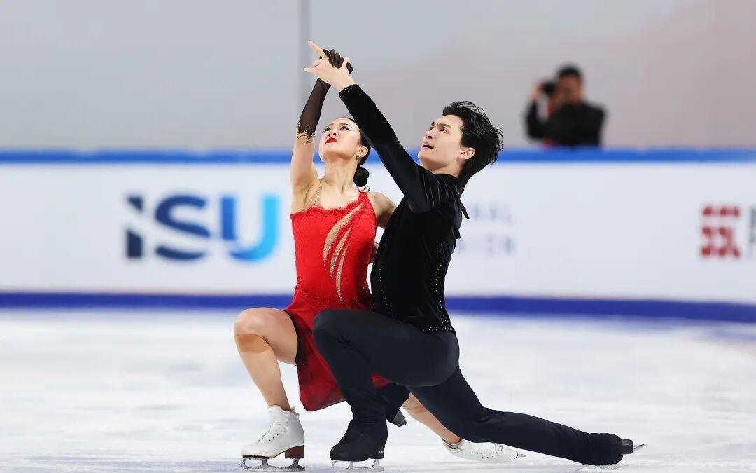 一个玩偶引发国际滑联调查中国选手遭遇“导弹”风波