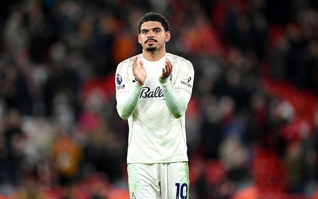 吉布斯怀特:尽管我们没有控球权,我们还是感到踢得非常舒服