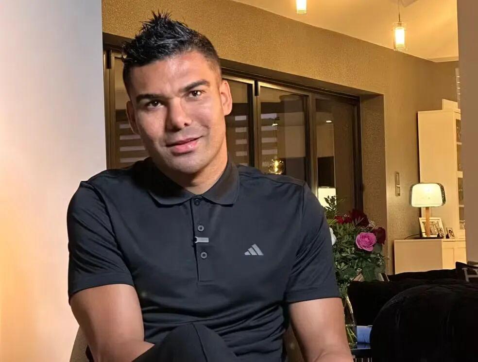 曝卡塞米罗拒绝降薪续约曼联！阿莫林欲亲自游说，以自己收入为例