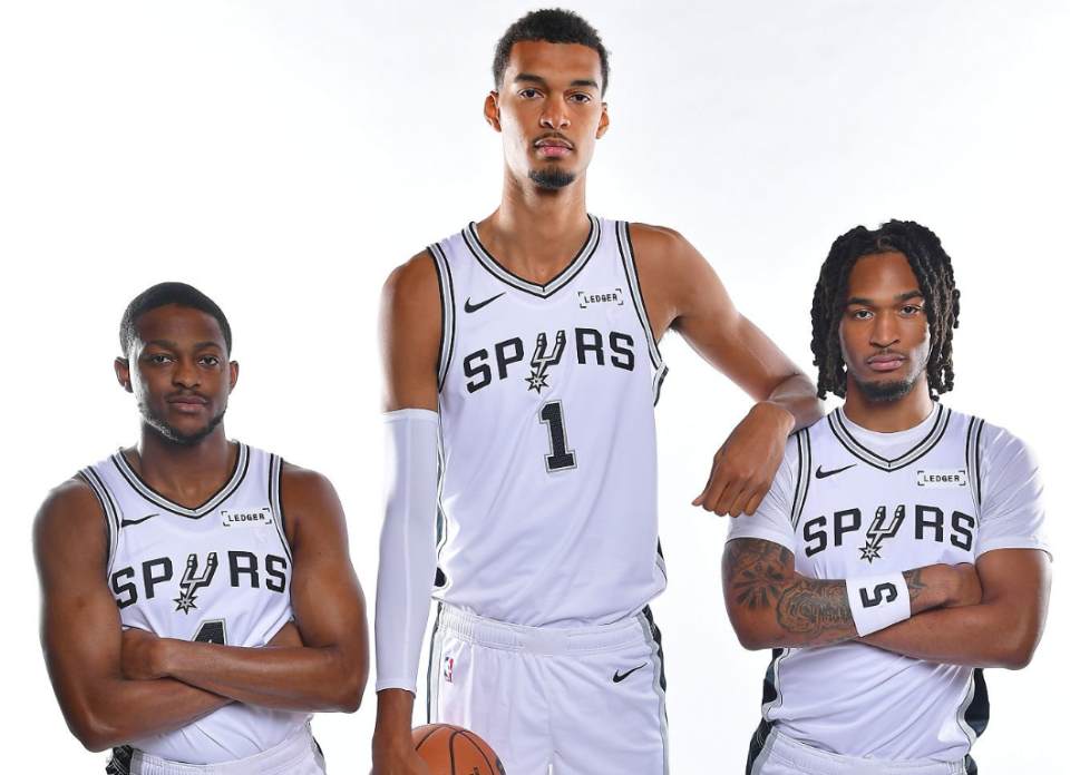 文班计划明日复出!与雷霆争夺NBA杯决赛门票此前因伤连缺12场