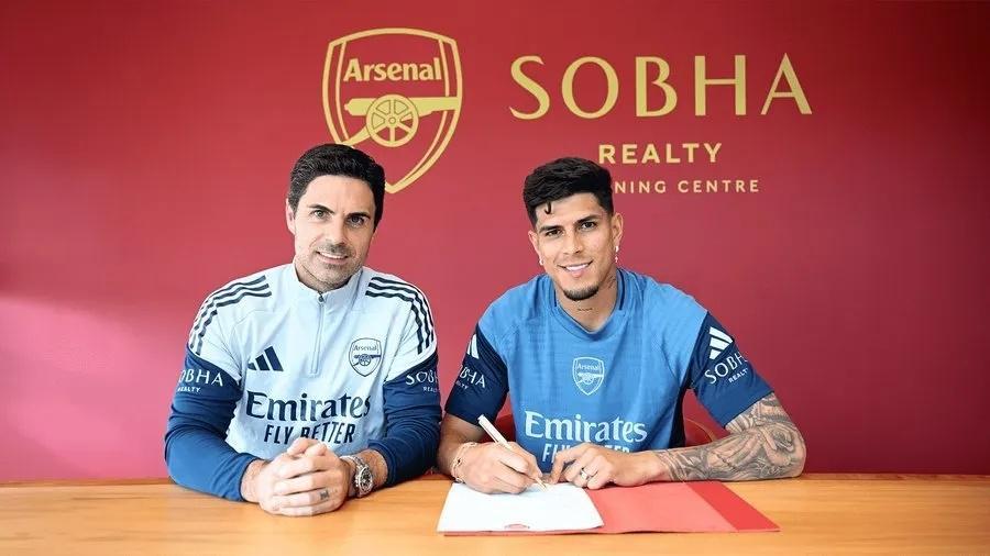 给力！枪手新总监夏窗压哨签2强援坚