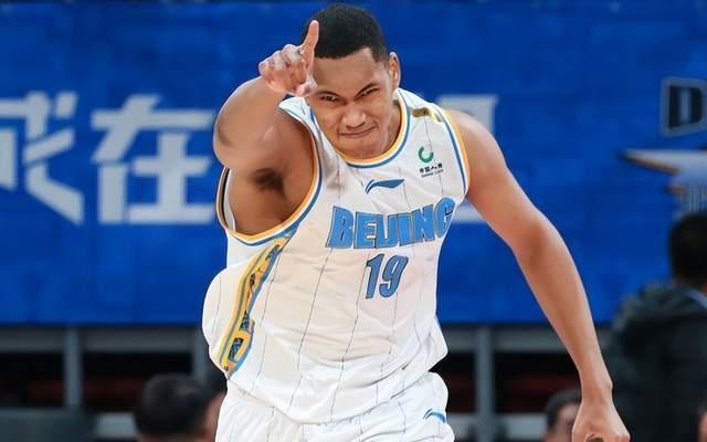 正式确定！CBA猛将签约北京首钢，放弃百万年薪，冲击总冠军