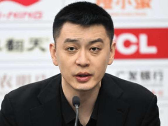 辽篮杯赛出局!杨鸣赛后用各种理由“甩锅”,辽迷5年内没希望了