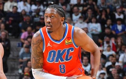 杰威：我们必须在背靠背中表现更好攻防两端磨合得更紧密