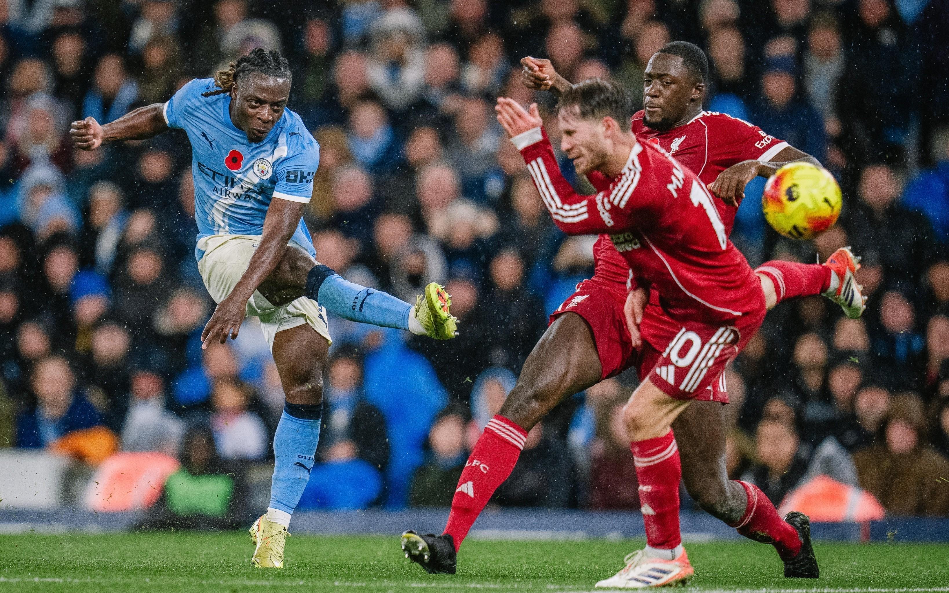 名宿：曼城现在有世界上最好的左边锋，大家对他期望高是挑战