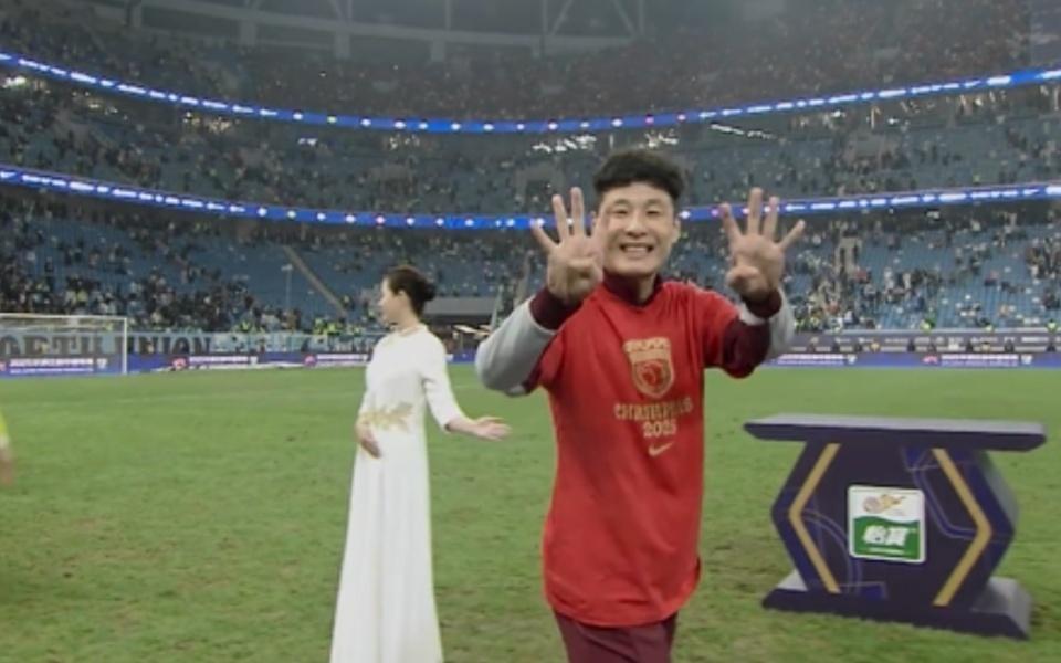 夺冠后武磊泪崩！3年2次落泪，中超第4
