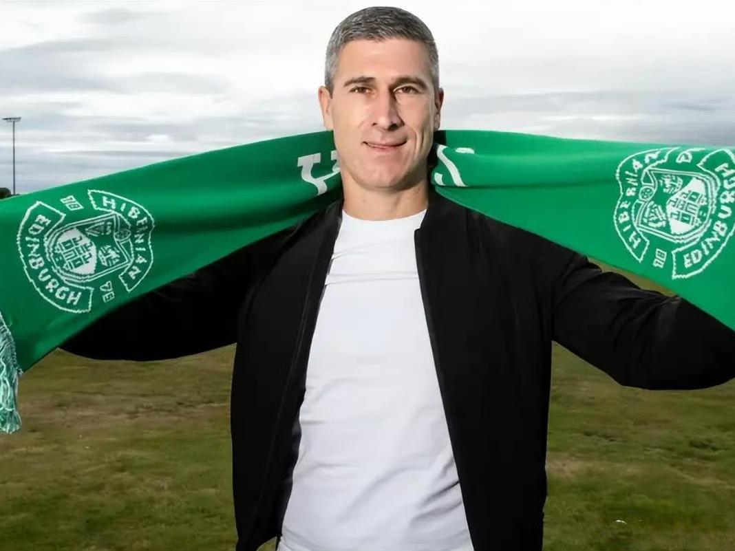 北京国安惨遭截胡曝蒙哥马利或成成