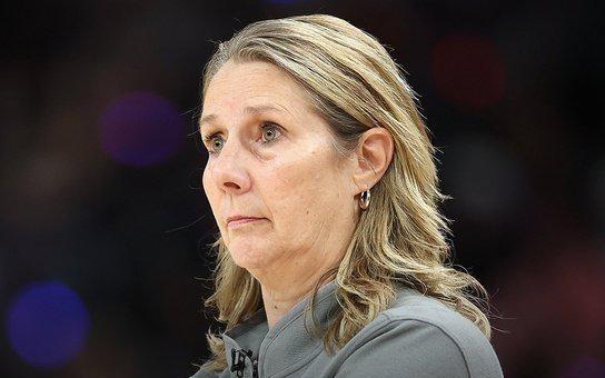 ESPN专家：WNBA一切都提升了，但裁判的水平没跟上