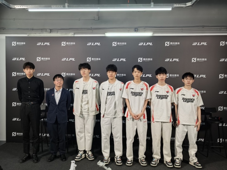 AL赛后群访圣枪哥：我们在乎的是能不