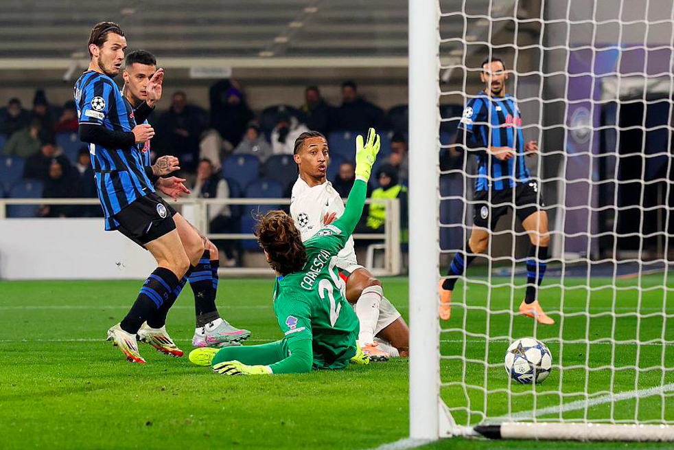 12！欧冠惨遭逆转跌出前八英超11.4亿豪门各项赛事4场不胜