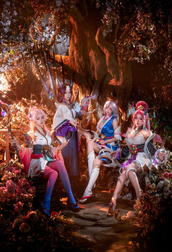 你艾希，我奶妈！走路摇COS灵魂莲华艾希：胸怀宽广呼之欲出