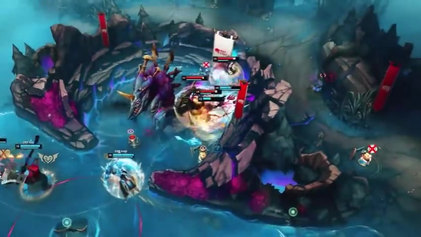 LOL油管盘点TOP5Faker五杀片头：2025年Faker仍能让质疑者闭嘴