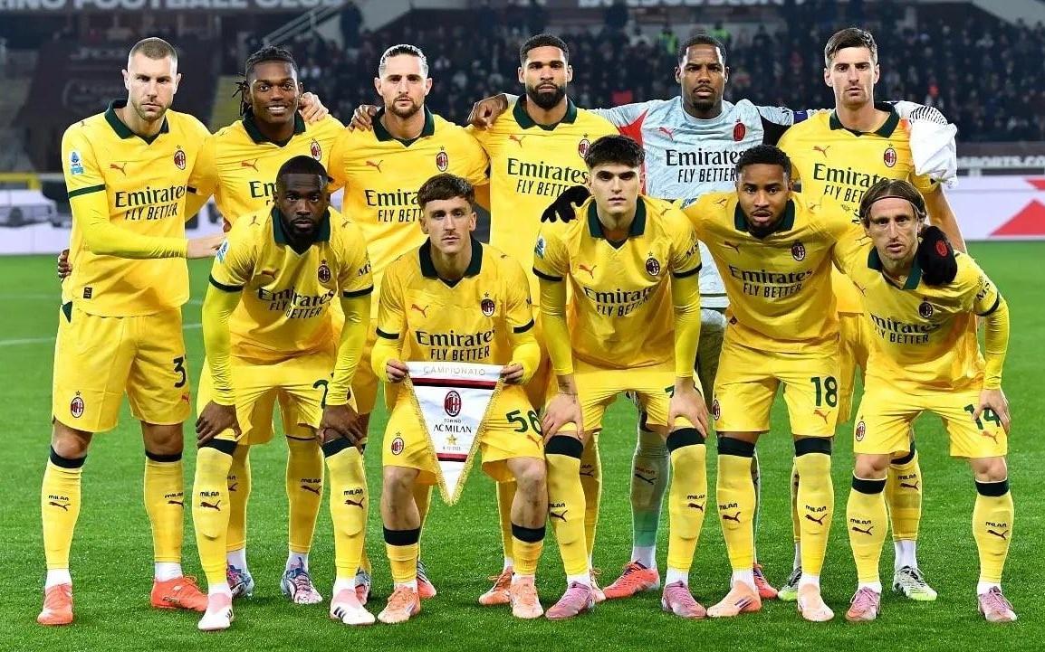 意甲三分制时代以来,米兰前14轮拿超过30分最终都排名前三