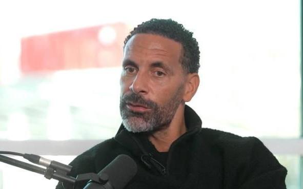 费迪南德:卢克肖只要身体健康就应该上场,他各方面都很稳