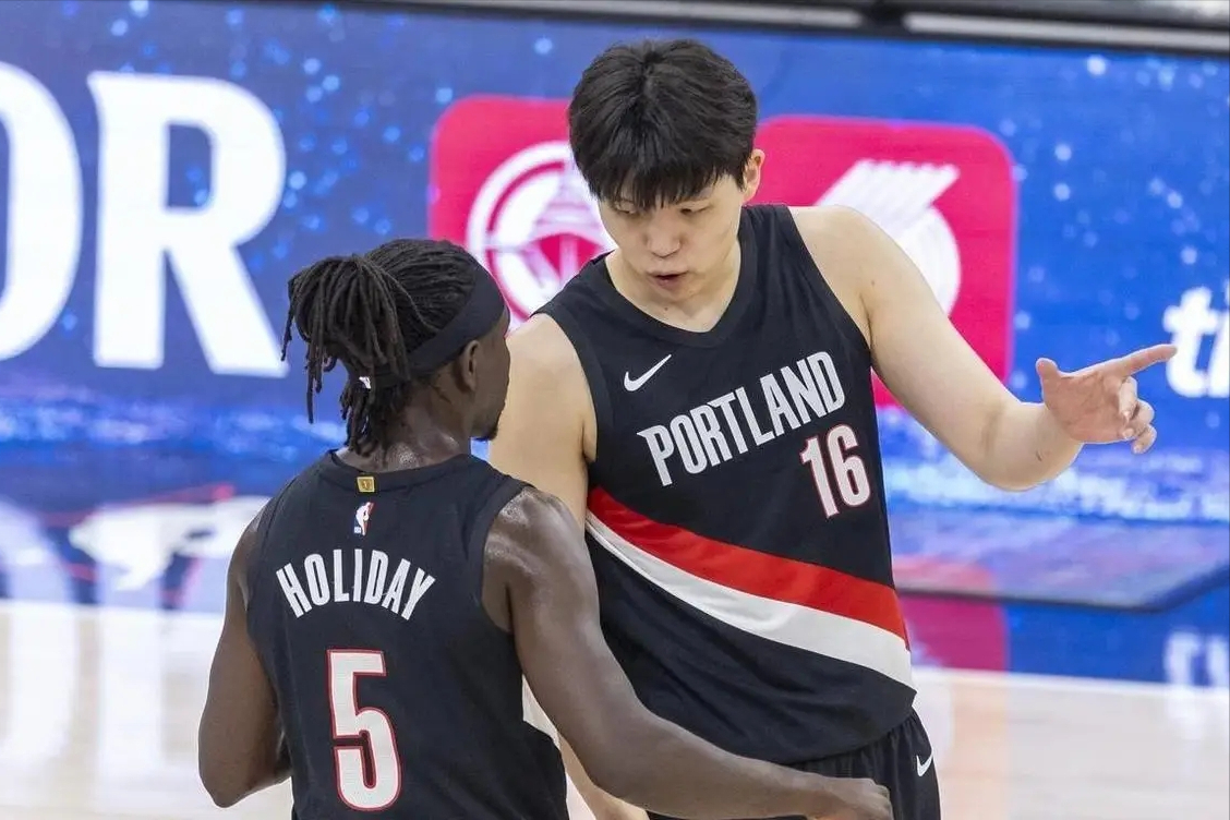 恭喜杨瀚森！NBA官方通报，1项数据排名联盟前三，网友：再接再厉