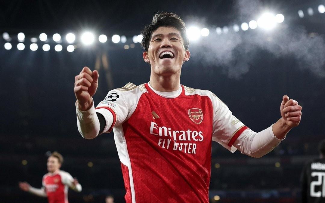 斯基拉:富安健洋加盟阿贾克斯只差体检,双方已经达成协议