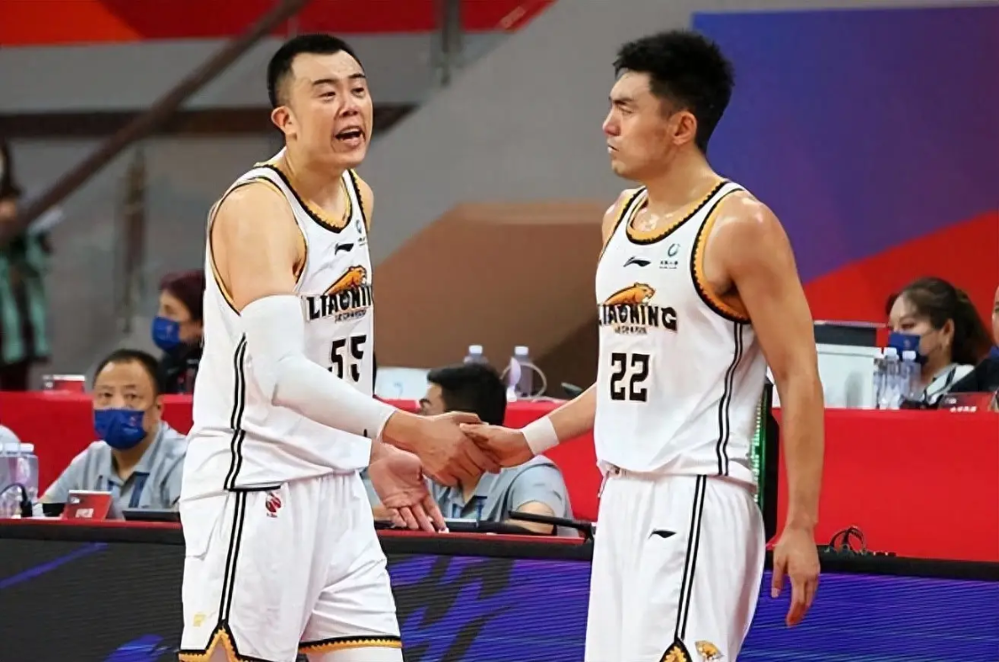 合砍31分,玄冥二老接班人已找到!下季辽篮内线重担由这2人来扛
