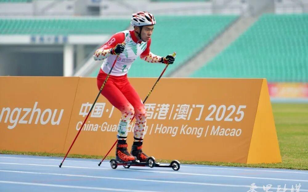 残特奥会越野滑轮比赛收官：小将挑大