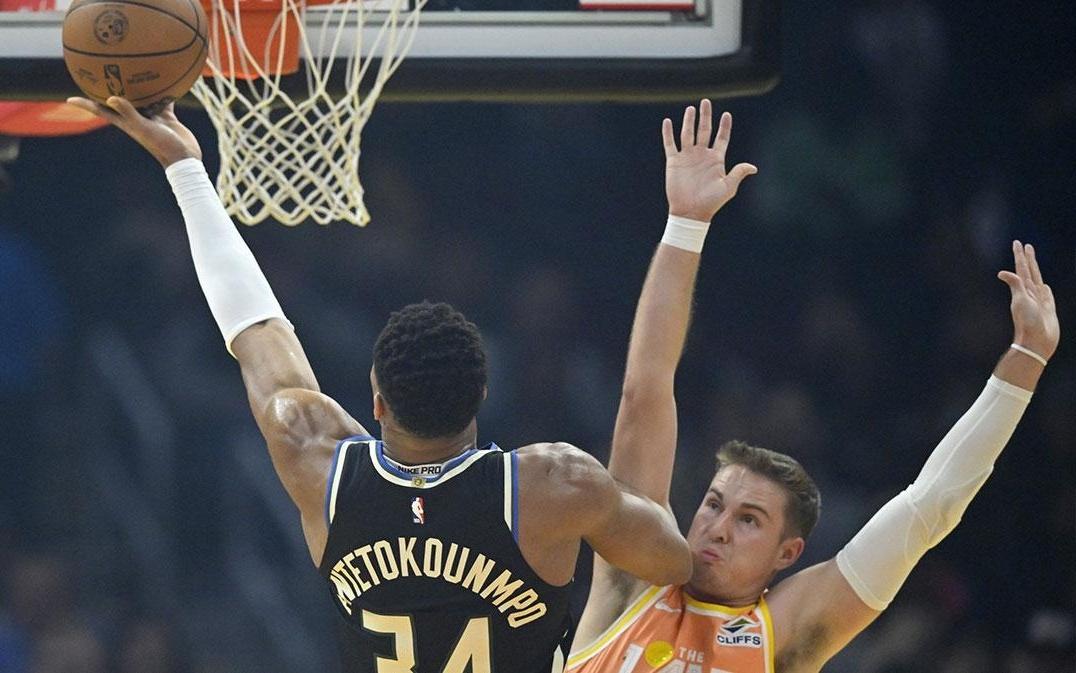 扬尼斯阿德托昆博会出战吗雄鹿对阵