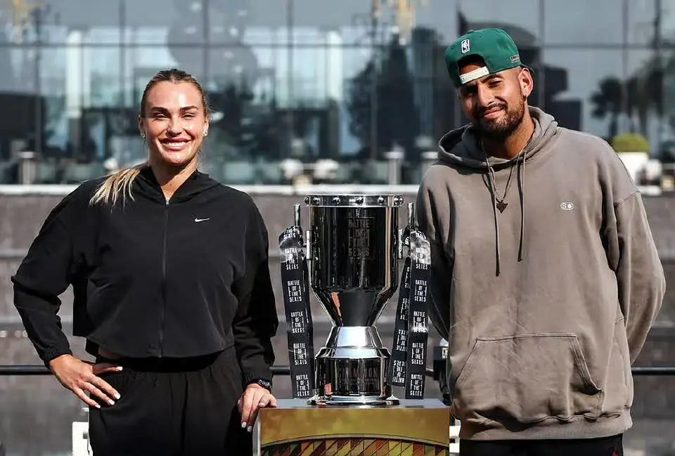 椰子回应负面评论，纳豆被称传奇因这