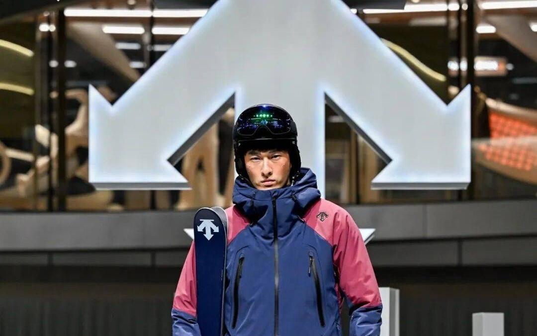 科幻感门店与大秀打头阵，专业运动品牌如何构筑“未来之城”