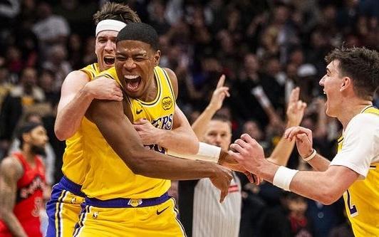 生涯首次绝杀！八村垒：太疯狂了詹姆斯早就说过他会传球给我