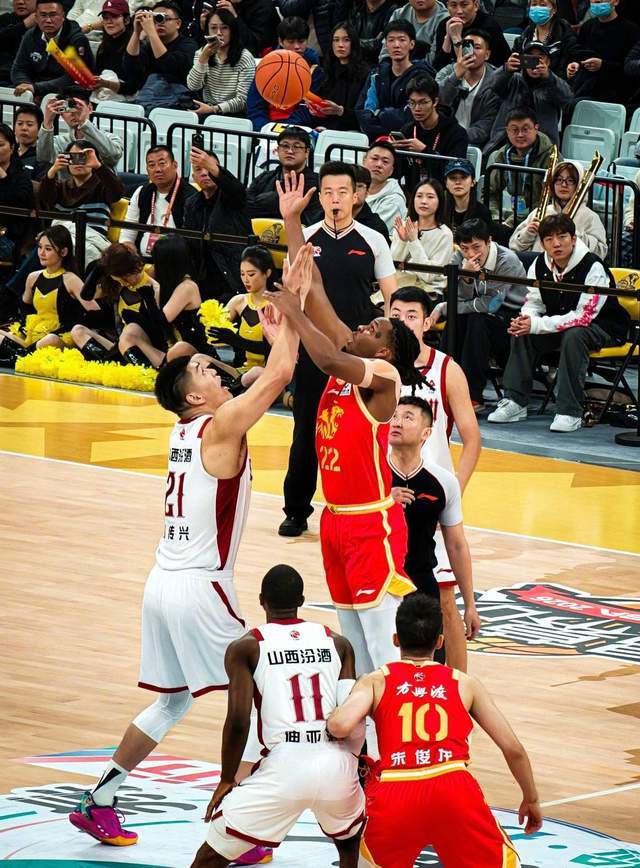 业余!CBA首场潜力赛无教练指挥,国手张宁+33岁葛昭宝领衔出战