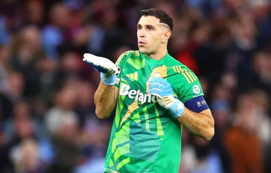 从5轮不胜到9轮8胜,大马丁踢疯了!维拉43,埃梅里冲上英超第三