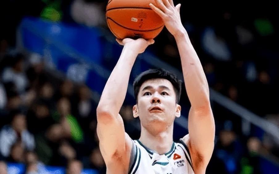 郭昊文又杀疯！轰21+6助送劈扣，末节腰