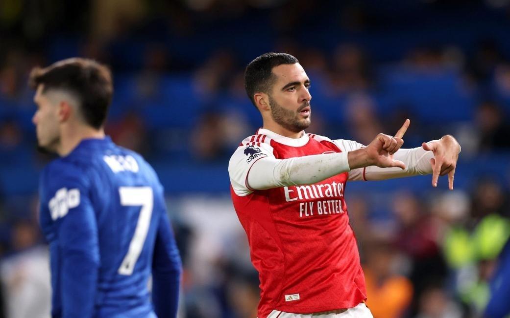 英超榜首战!十人切尔西11阿森纳主场7年不胜,马雷斯卡炮轰主裁