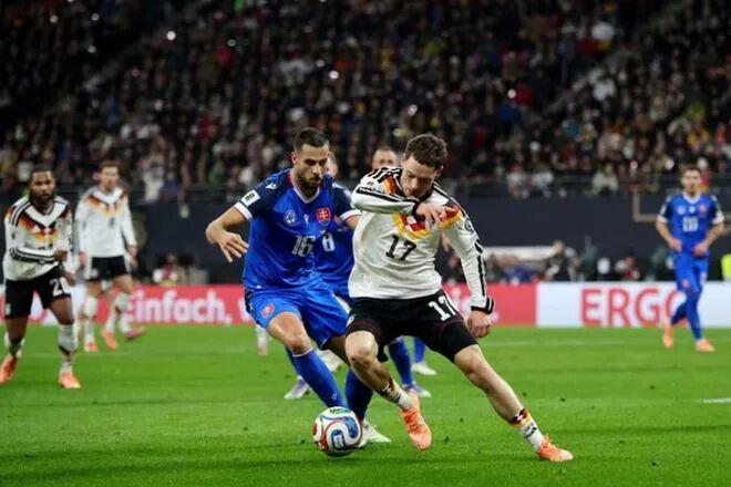 两大主力强势回归！利物浦22岁巨星一战封神，英超争冠有希望了