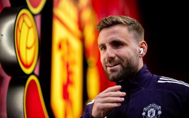 太阳报:肖对食堂演讲感到尴尬,他不希望隆重庆祝300次出场