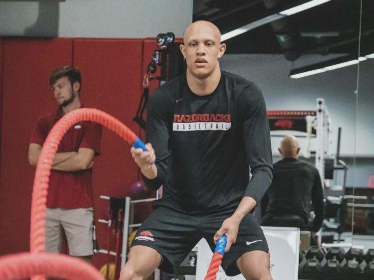 锁死全联盟!新一代无眉大侠!成为NBA顶级3D