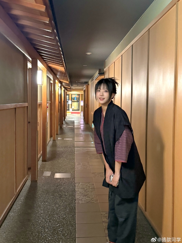 日本人妻的感觉骆歆晒照：温泉time！巴啦啦能量重置