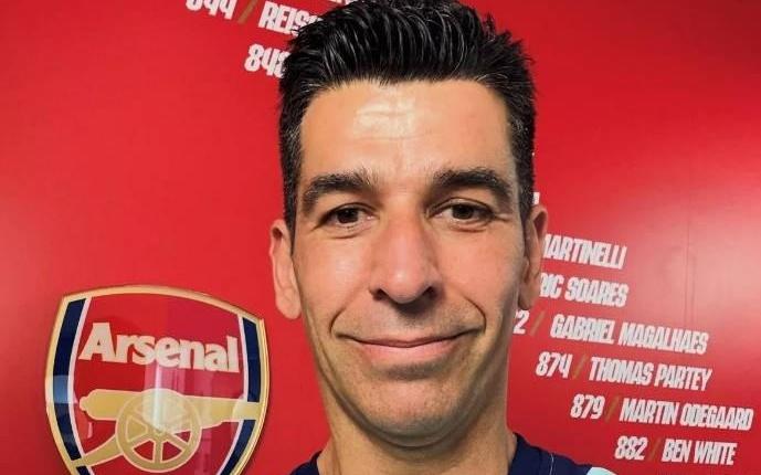 镜报:阿森纳软组织治疗师里贝罗已离任,将进入商业领域