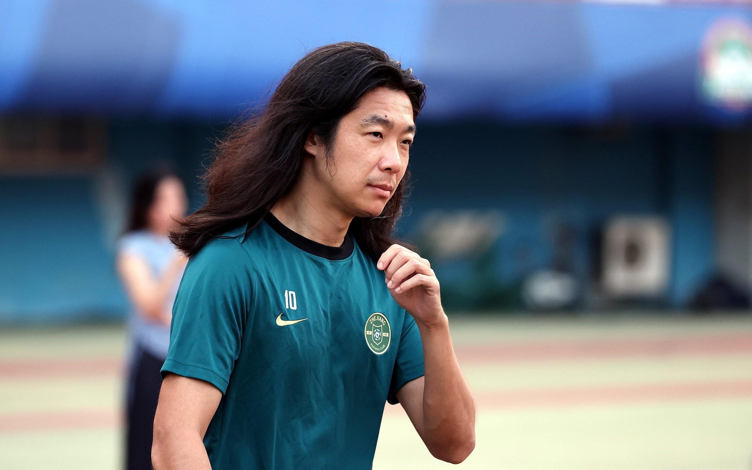 官方：中超升班马辽宁铁人签下36岁原浙江队中场李提香