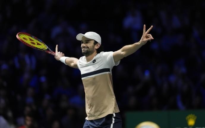 巴黎大师赛:瓦谢鲁20击败诺里,背靠背闯进大师赛八强