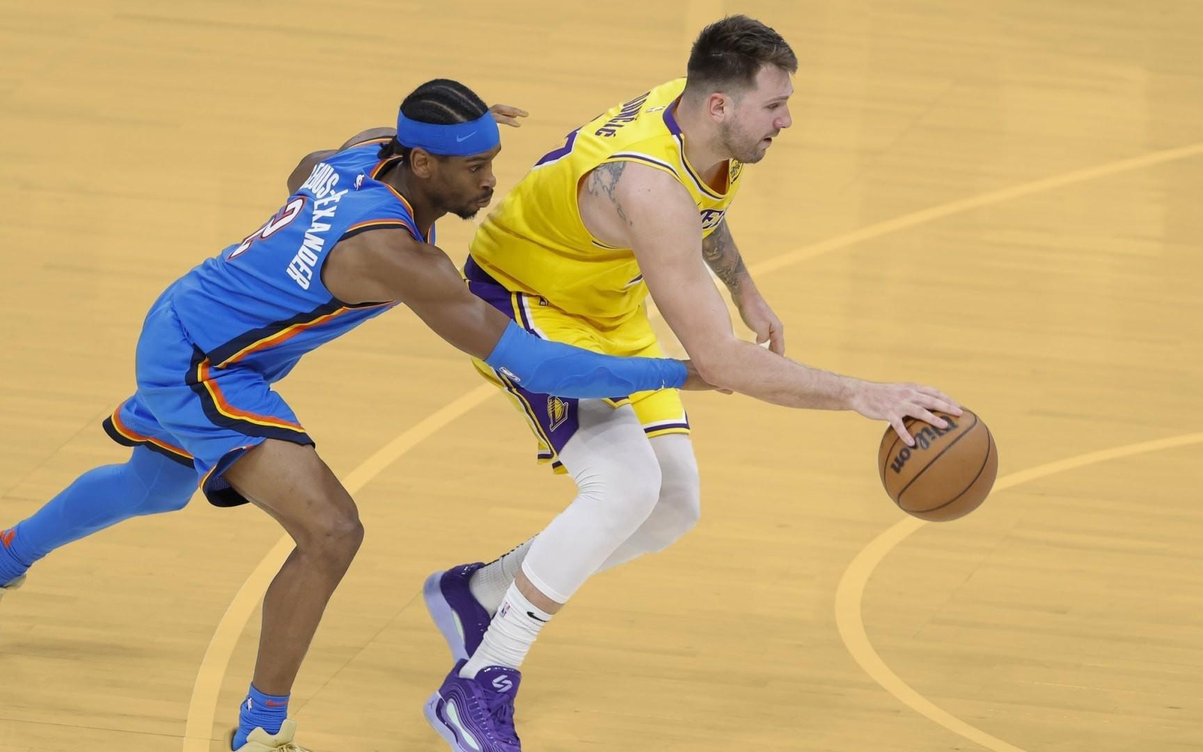 阿里纳斯：如果两人现在退役，东契奇的地位是高于亚历山大的