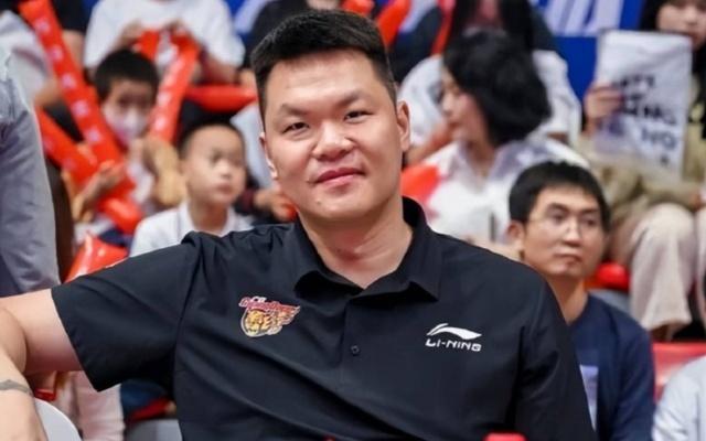 正式确定!中国男篮新星加盟广东宏远,朱芳雨大获全胜,未来可期