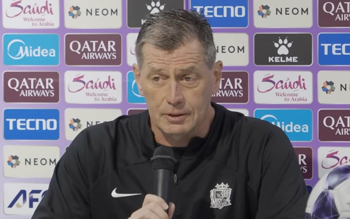 广岛主帅:申花在身体和速度方面很出色,J联赛球队技术细腻