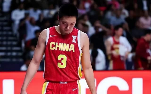 男篮惨败反思三：CBA无法为国家队培养高水平球员，应进一步限薪