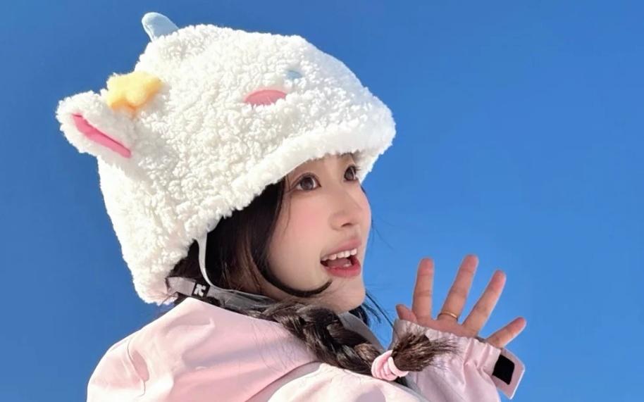 这个冬天,年轻人开始尝试“轻装滑”